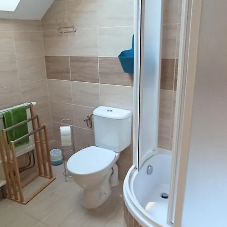 Pod Jeskynemi Mladec