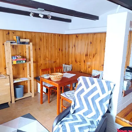 Pod Jeskynemi Daire