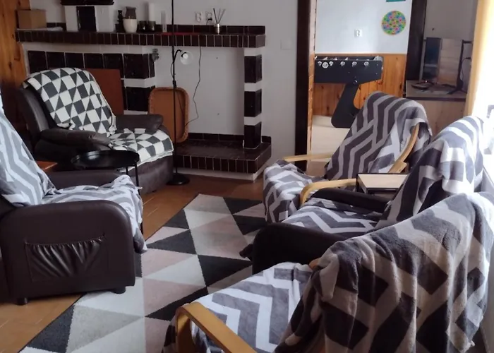 Pod Jeskynemi Mladec