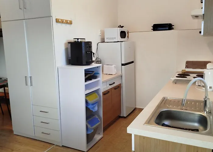 Pod Jeskynemi * Mladec